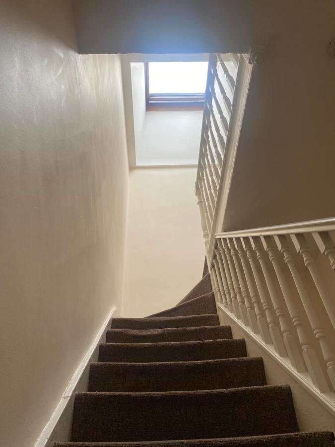 Spacious 4 Bedroom House Near Stokes Croft!! Central!!! Bristol Exteriör bild